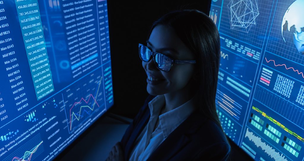 Mujer-trabajando-en-SAP